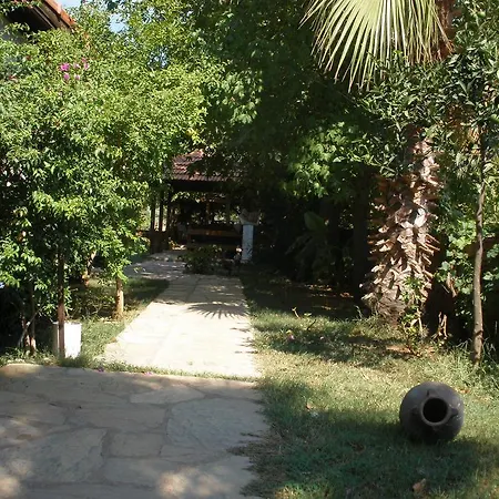 Salkim ベッド・アンド・ブレックファスト 3*